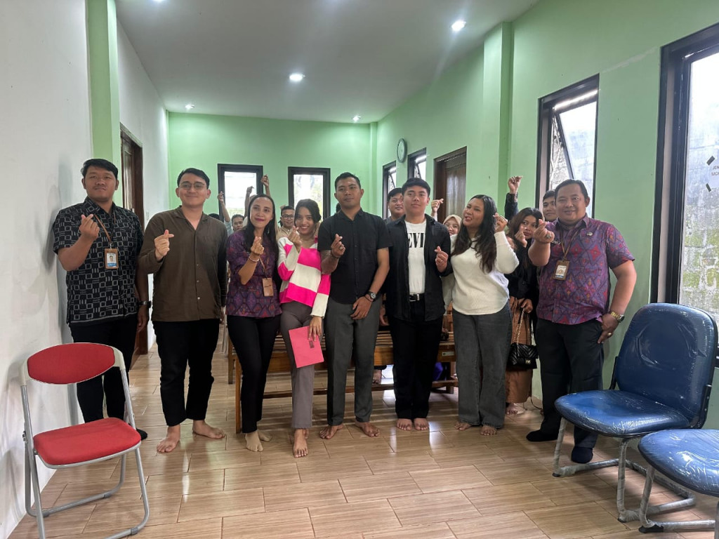 Dinas Pengendalian Penduduk dan Keluarga Berencana (DPPKB) melalui Penyuluh Keluarga Berencana (PKB) melaksanakan kegiatan pendampingan sekaligus pencatatan terhadap calon pengantin (Catin) sebagai bagian dari upaya peningkatan kualitas keluarga.